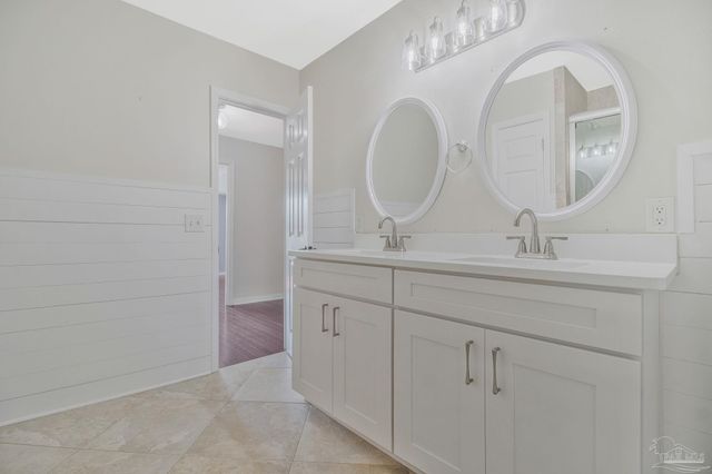 2820 Semoran Ct, Pensacola, FL 32503