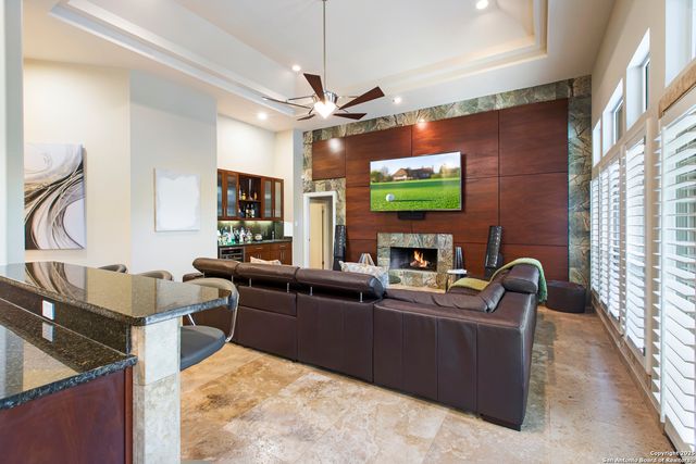 11835 Elmscourt, San Antonio, TX 78230
