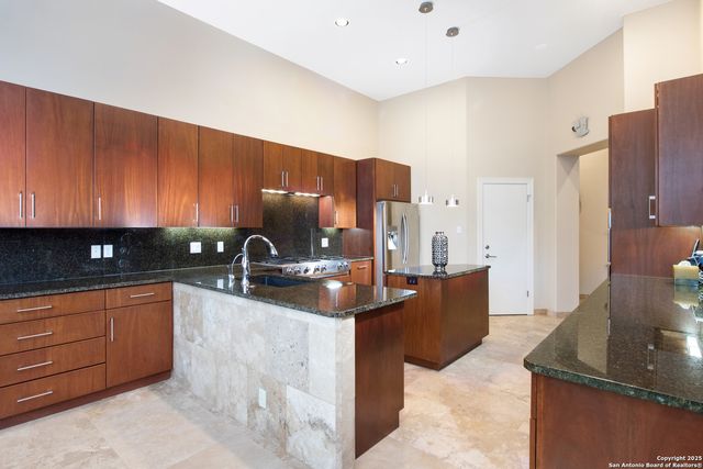11835 Elmscourt, San Antonio, TX 78230