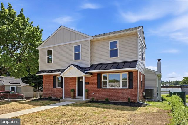 8 JAMES RD, Broomall, PA 19008