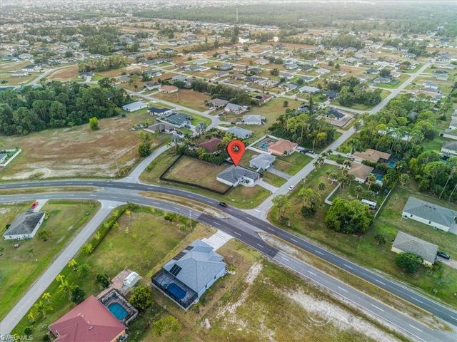 1124 35th LN, Cape Coral, FL 33909