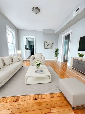 499 Boston St 1, Lynn, MA 01905