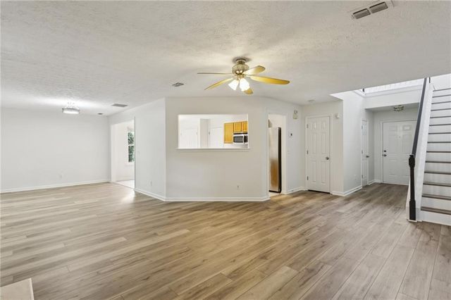 208 Carrington Way, Canton, GA 30115