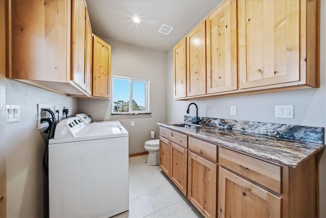 10374 E Happy Trails Road, Kingman, AZ 86401