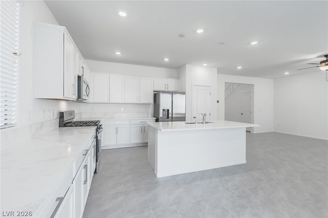 7406 South Pioneer Way, Las Vegas, NV 89113