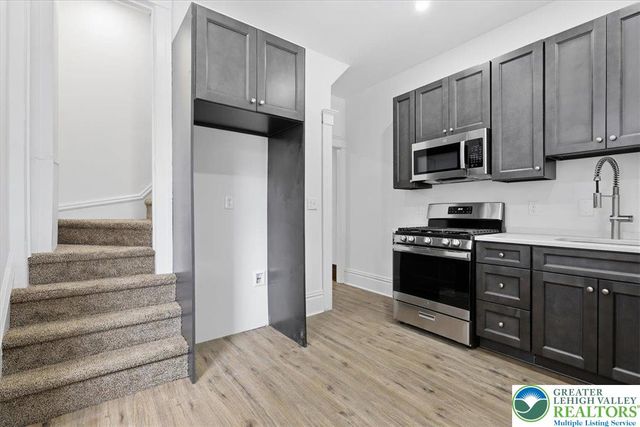 524 Fiot Street, Bethlehem, PA 18015