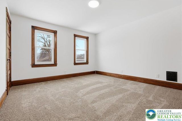 524 Fiot Street, Bethlehem, PA 18015