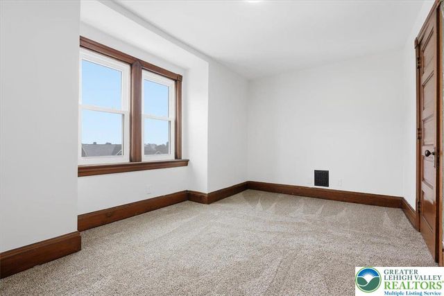 524 Fiot Street, Bethlehem, PA 18015