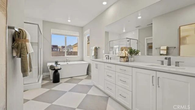 27393 Fox Den Place, Valencia, CA 91381