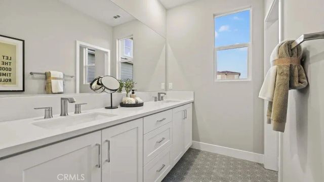 27393 Fox Den Place, Valencia, CA 91381