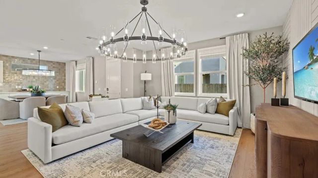 27393 Fox Den Place, Valencia, CA 91381