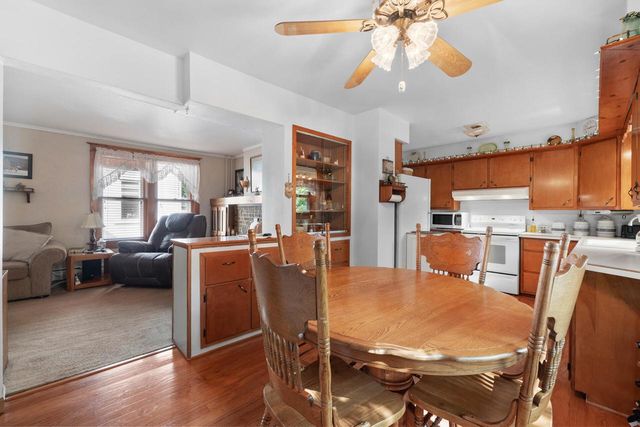 432 Pleasant AVENUE, Hartford, WI 53027