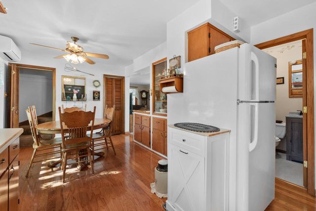 432 Pleasant AVENUE, Hartford, WI 53027