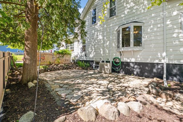 432 Pleasant AVENUE, Hartford, WI 53027