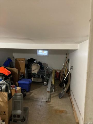 777 W Merrick Road, Valley Stream, NY 11580