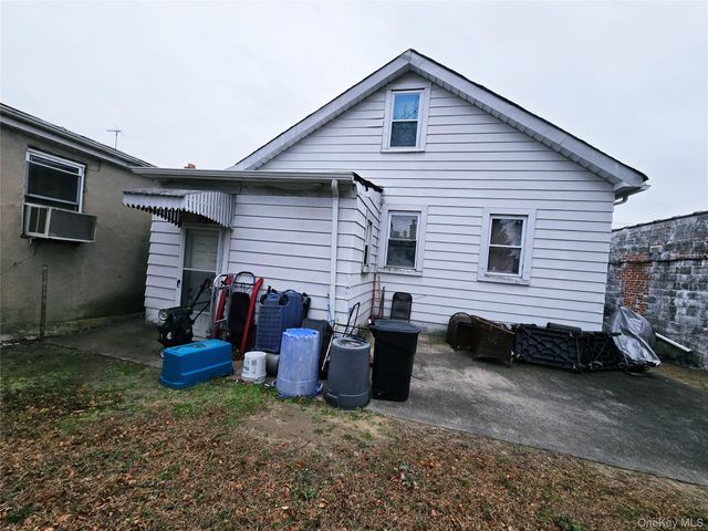 777 W Merrick Road, Valley Stream, NY 11580