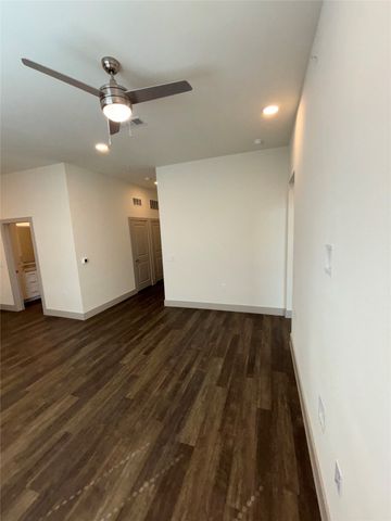 2036 Oak Grove 224, Aubrey, TX 76227