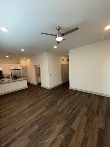 2036 Oak Grove 224, Aubrey, TX 76227