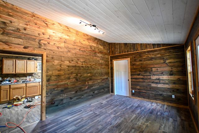 8655 SE Highway 54, Collins, MO 64738