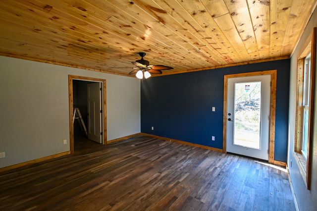 8655 SE Highway 54, Collins, MO 64738