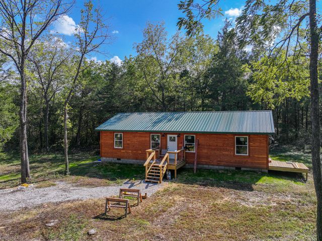 8655 SE Highway 54, Collins, MO 64738