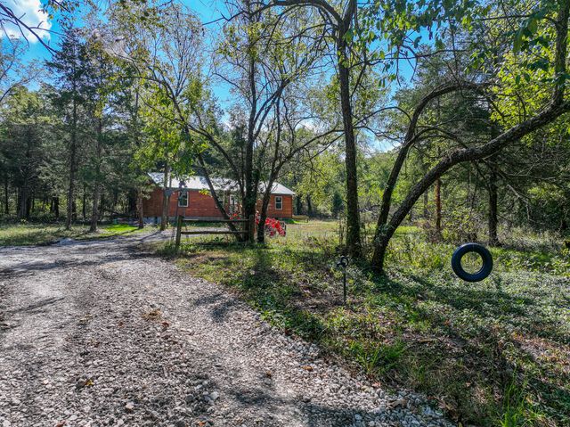 8655 SE Highway 54, Collins, MO 64738