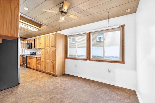 15 Montour St, Canonsburg, PA 15317