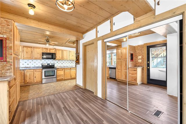 15 Montour St, Canonsburg, PA 15317