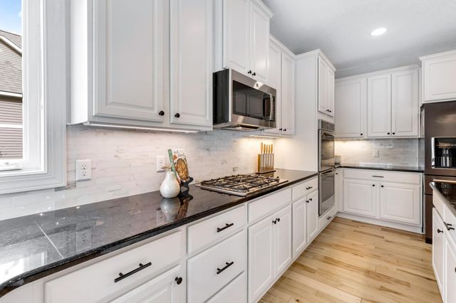 3683 Brocken Court, Prior Lake, MN 55372
