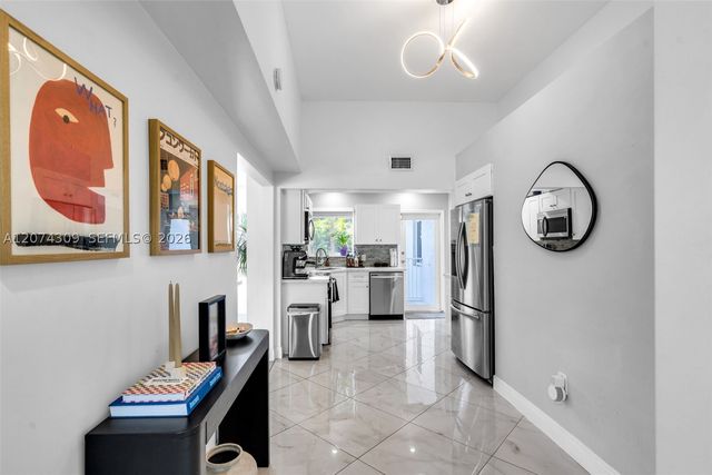 8911 N Miami Ave, El Portal, FL 33150