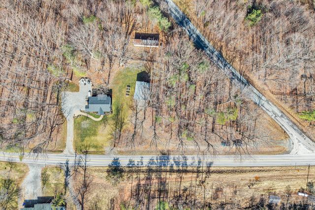 1990 Edwardsville RD, Hardy, VA 24101