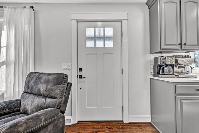 1990 Edwardsville RD, Hardy, VA 24101