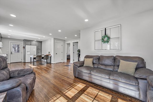 1990 Edwardsville RD, Hardy, VA 24101