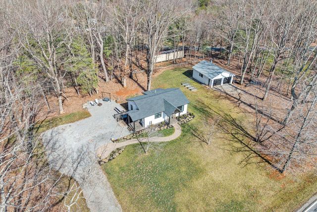 1990 Edwardsville RD, Hardy, VA 24101