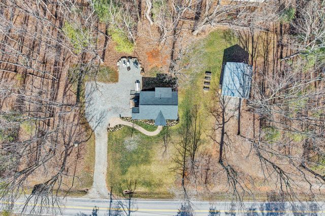 1990 Edwardsville RD, Hardy, VA 24101