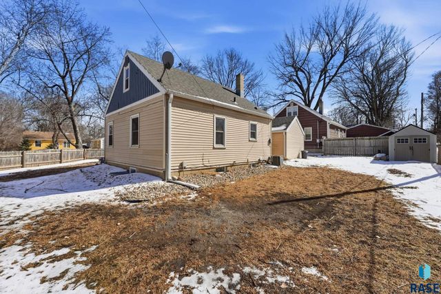 519 N Saint Paul Ave Avenue, Sioux Falls, SD 57103
