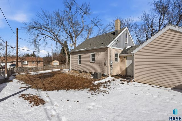 519 N Saint Paul Ave Avenue, Sioux Falls, SD 57103