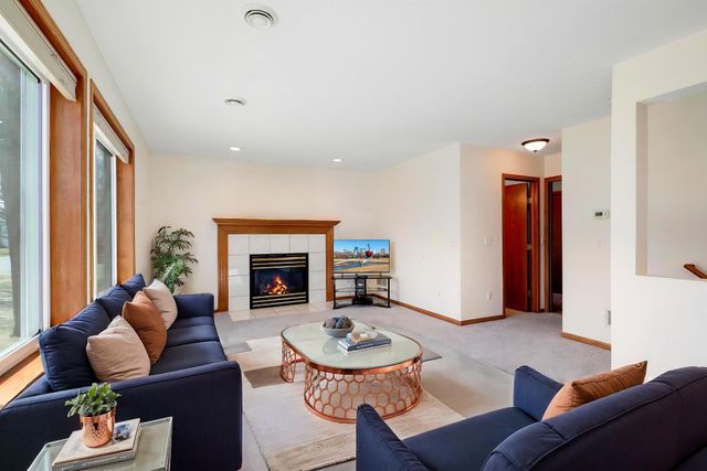 2517 Edinbrook Terrace, Brooklyn Park, MN 55443