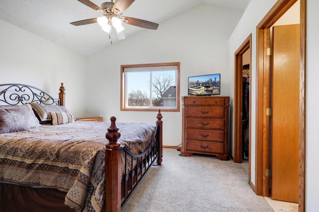 2517 Edinbrook Terrace, Brooklyn Park, MN 55443