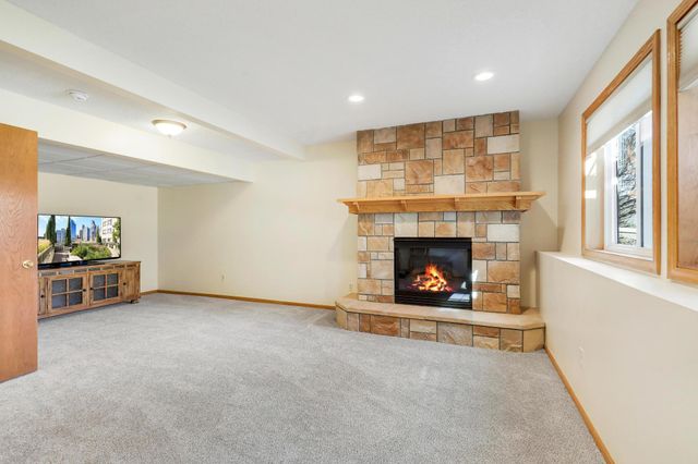 2517 Edinbrook Terrace, Brooklyn Park, MN 55443