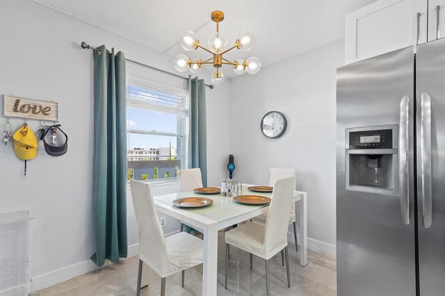 4064 Cornwall D, Boca Raton, FL 33434