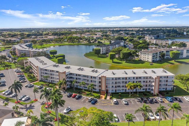 4064 Cornwall D, Boca Raton, FL 33434