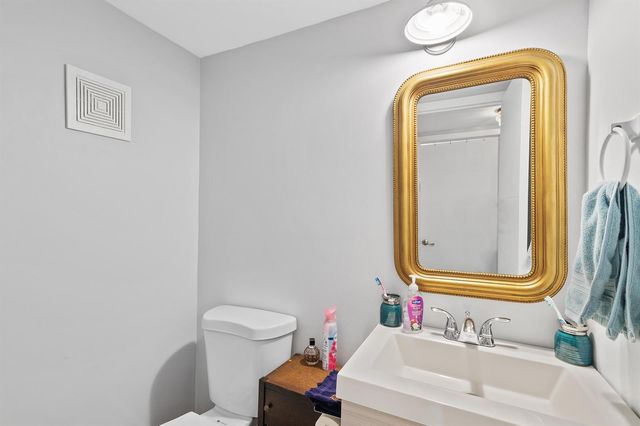 4064 Cornwall D, Boca Raton, FL 33434