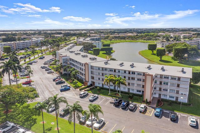 4064 Cornwall D, Boca Raton, FL 33434