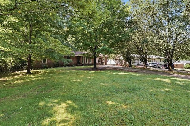 200 Ridgewood Drive, Cleveland, GA 30528