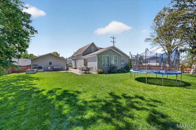 303 E Church Street, Mascoutah, IL 62258