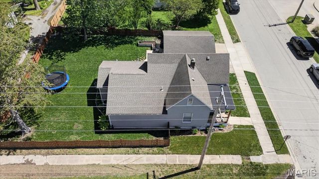 303 E Church Street, Mascoutah, IL 62258