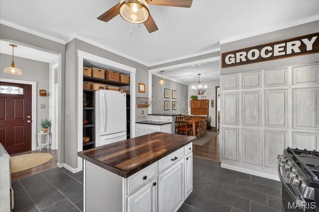 303 E Church Street, Mascoutah, IL 62258