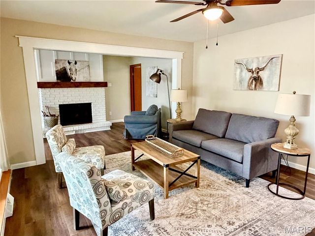 76 Ruth Drive, St Charles, MO 63301