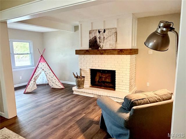 76 Ruth Drive, St Charles, MO 63301